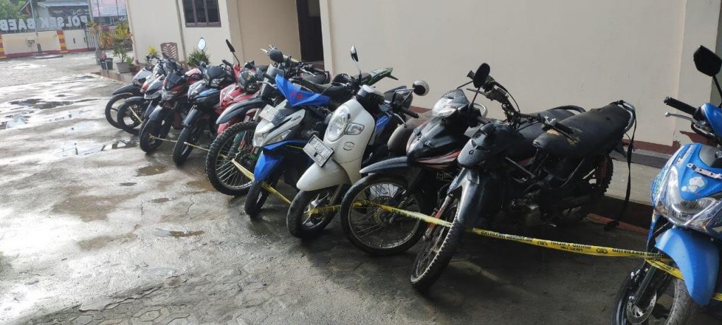 barang bukti judi sabung ayam